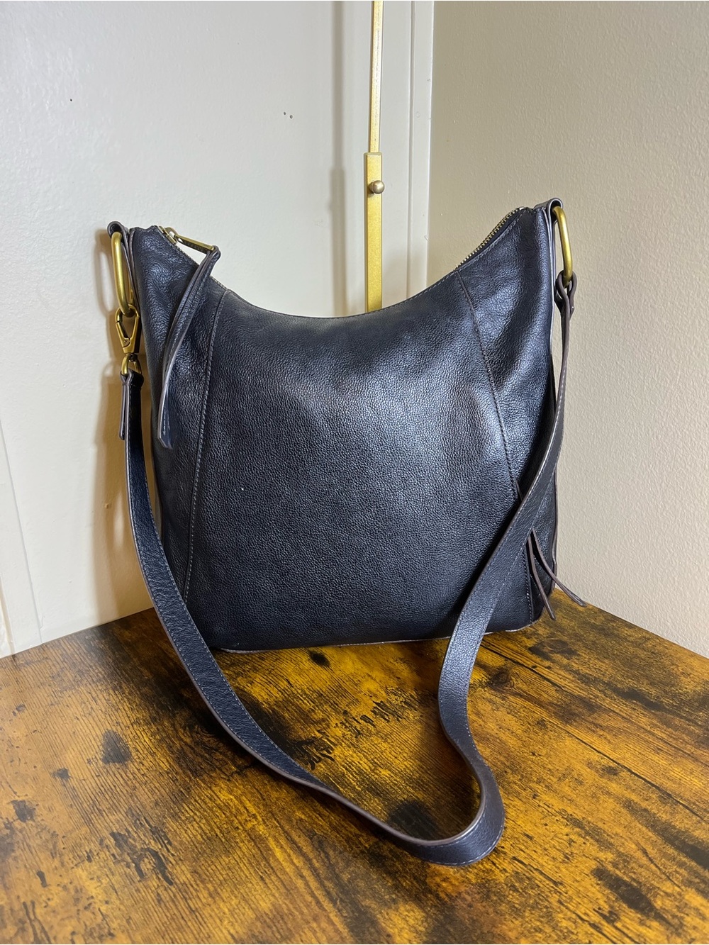 Fossil Black Leather Shoulder Bag with Gold Hardware